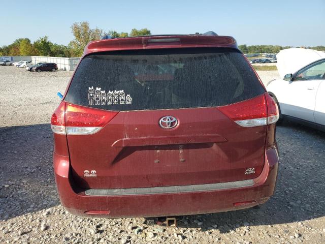 5TDDK3DC5BS016261 - 2011 TOYOTA SIENNA XLE RED photo 6