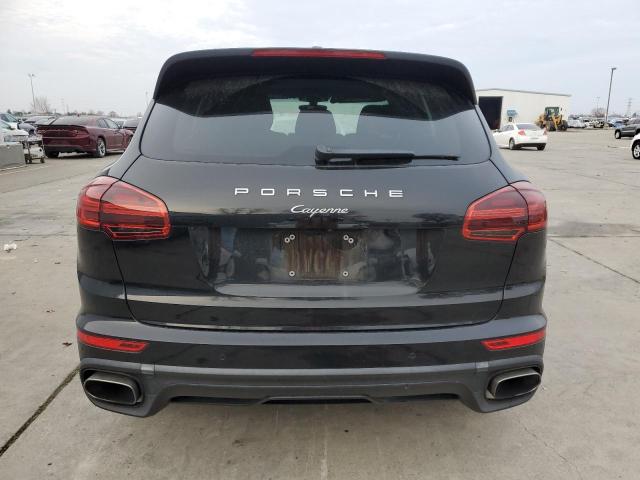 WP1AA2A22JKA04133 - 2018 PORSCHE CAYENNE BLACK photo 6