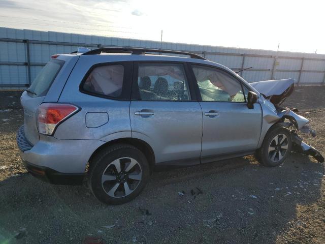 JF2SJABC9JH412246 - 2018 SUBARU FORESTER 2.5I SILVER photo 3