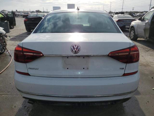 1VWDT7A32HC058046 - 2017 VOLKSWAGEN PASSAT R-LINE Weiß Foto 6