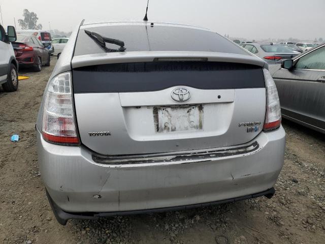 JTDKB20U667076288 - 2006 TOYOTA PRIUS SILVER photo 6