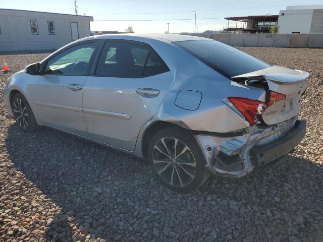 5YFBURHEXHP618302 - 2017 TOYOTA COROLLA L SILVER photo 2