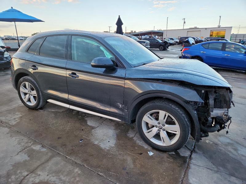 WA1ANAFY7J2007004 - 2018 AUDI Q5 PREMIUM 灰色 照片 4