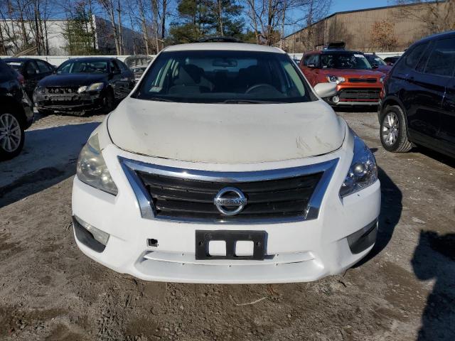 1N4AL3AP1EC107059 - 2014 NISSAN ALTIMA 2.5 WHITE photo 5