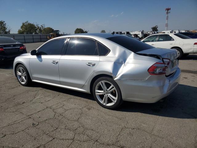 1VWAP7A35DC033384 - 2013 VOLKSWAGEN PASSAT S فضي صورة 2