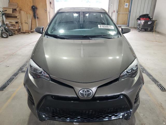 2T1BURHE1JC062869 - 2018 TOYOTA COROLLA L BROWN photo 5