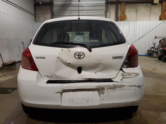 JTDJT903885170325 - 2008 TOYOTA YARIS WHITE photo 6