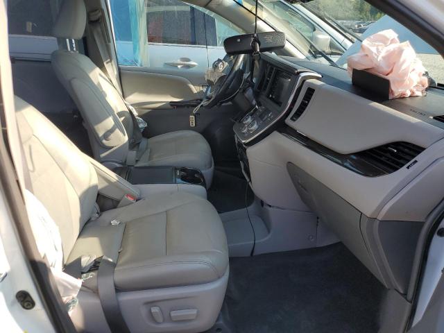 5TDYZ3DC5KS974572 - 2019 TOYOTA SIENNA XLE 白色 照片 13