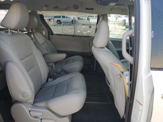 5TDYZ3DC5KS974572 - 2019 TOYOTA SIENNA XLE 白色 照片 19