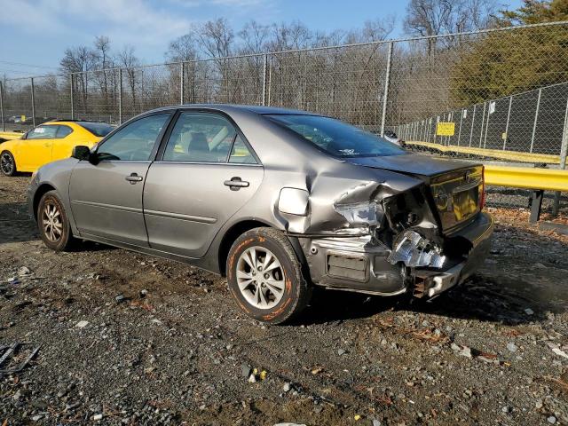 4T1BE32K14U927416 - 2004 TOYOTA CAMRY LE GRAY photo 2