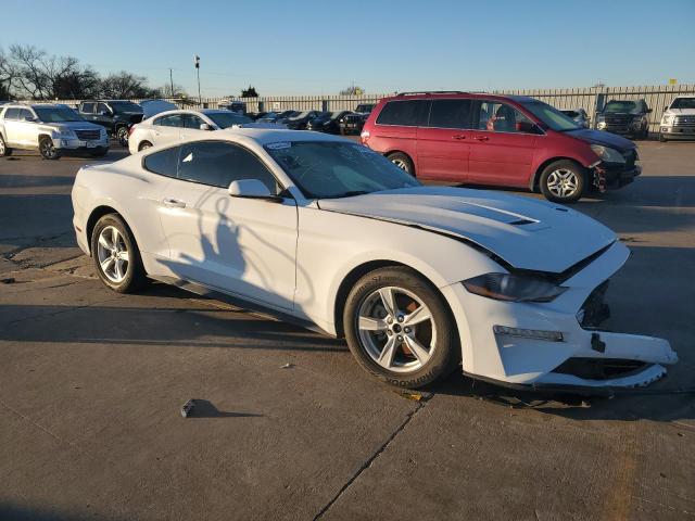 1FA6P8THXL5141757 - 2020 FORD MUSTANG WHITE photo 4