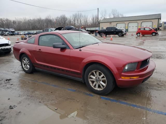 1ZVFT80N075247220 - 2007 FORD MUSTANG RED photo 4