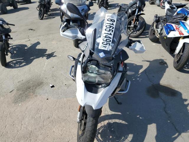 WB10M0308P6H86217 - 2023 BMW R 1250 GS WHITE photo 2