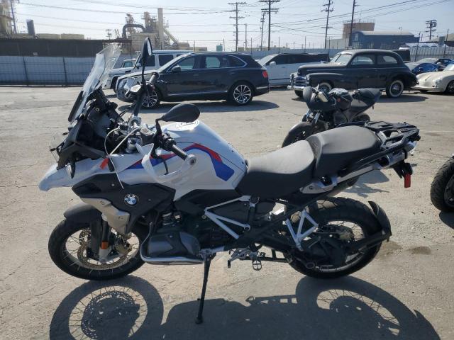 WB10M0308P6H86217 - 2023 BMW R 1250 GS WHITE photo 3