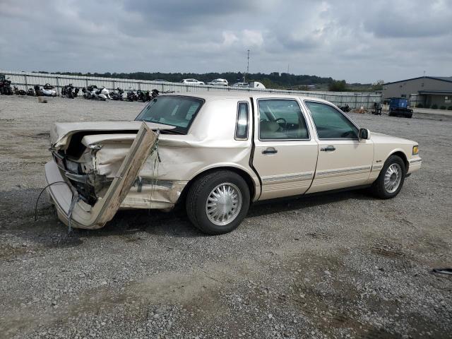 1LNLM82W9VY740846 - 1997 LINCOLN TOWN CAR SIGNATURE أسمر صورة 3
