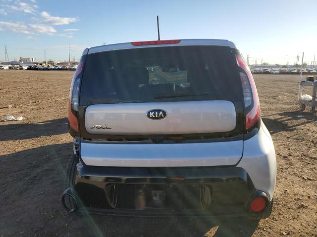 KNDJP3A52G7872662 - 2016 KIA SOUL + SILVER photo 6