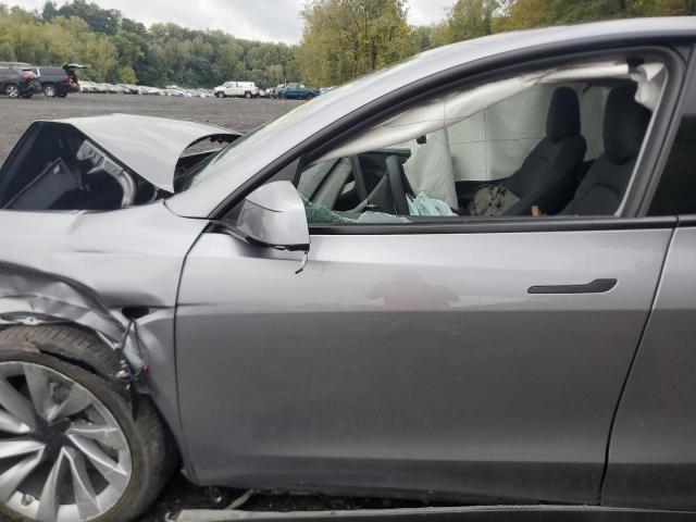 7SAYGDEE3TF326555 - 2026 TESLA MODEL Y 银色 照片 7