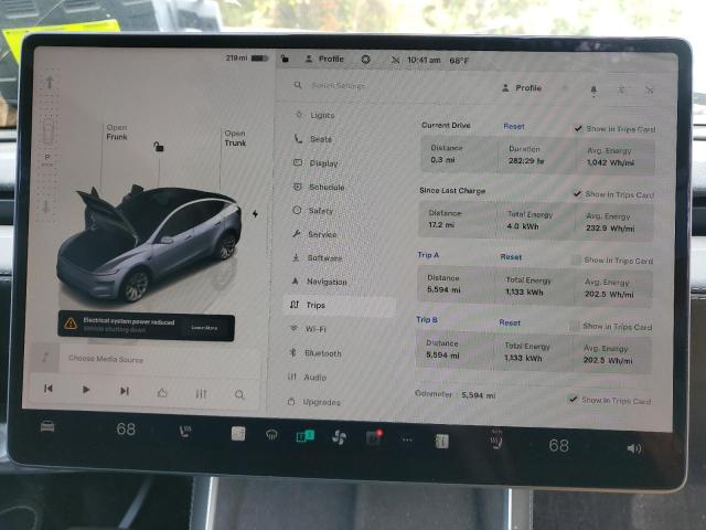 7SAYGDEE3TF326555 - 2026 TESLA MODEL Y 银色 照片 9