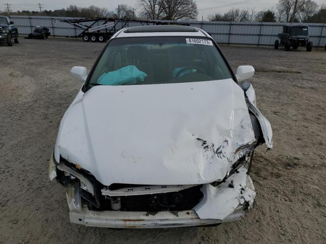 JHMCG56622C028612 - 2002 HONDA ACCORD EX WHITE photo 5