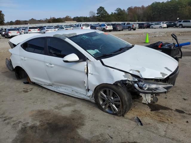 5NPD84LF5JH359639 - 2018 HYUNDAI ELANTRA SEL WHITE photo 4