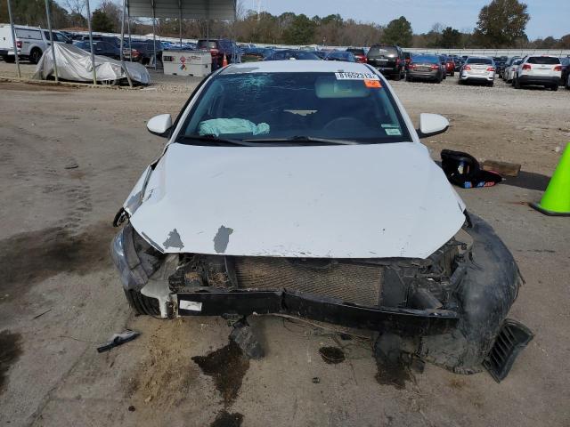 5NPD84LF5JH359639 - 2018 HYUNDAI ELANTRA SEL WHITE photo 5