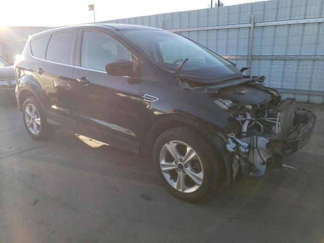 1FMCU9GX3GUC83923 - 2016 FORD ESCAPE SE BLACK photo 4