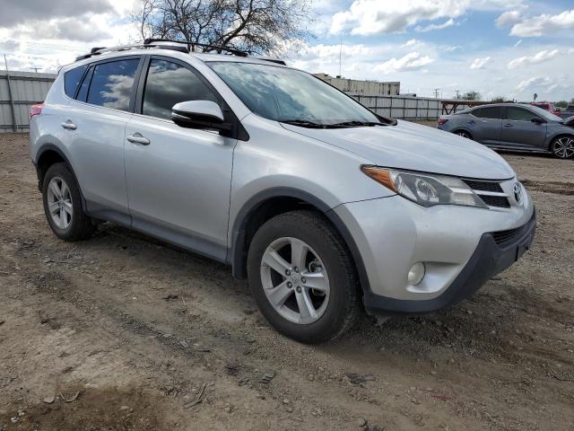 2T3WFREV9DW062032 - 2013 TOYOTA RAV4 XLE SILVER photo 4