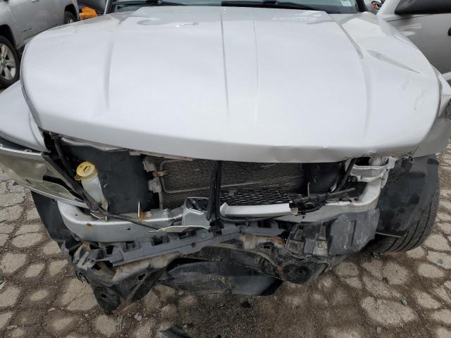 1D7RW3GP0BS709678 - 2011 DODGE DAKOTA SLT SILVER photo 11