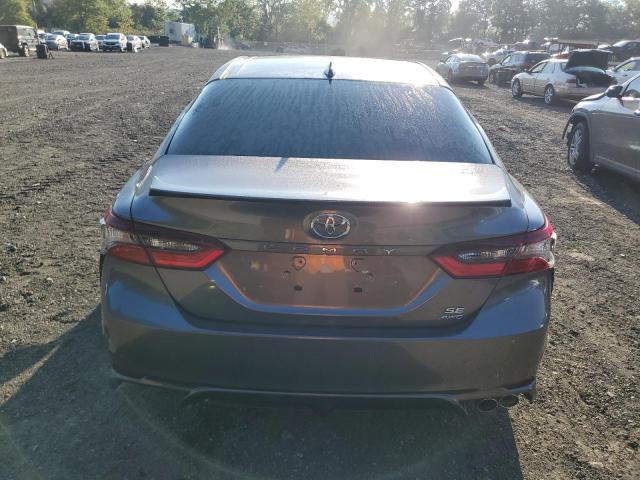 4T1G11BK9RU123281 - 2024 TOYOTA CAMRY SE NIGHT SHADE GRAY photo 6