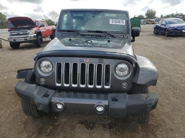 1C4AJWBGXHL532767 - 2017 JEEP WRANGLER SAHARA Boz foto 5