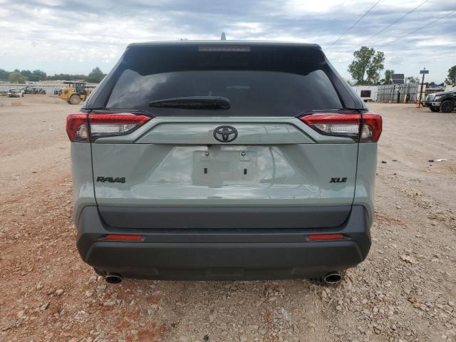 2T3W1RFV5MW135300 - 2021 TOYOTA RAV4 XLE ნაცრისფერი ფოტო 6