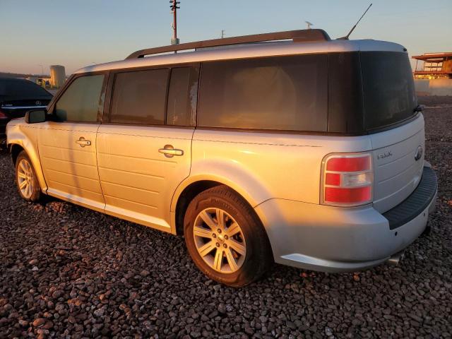 2FMGK5BC5BBD24331 - 2011 FORD FLEX SE SILVER photo 2