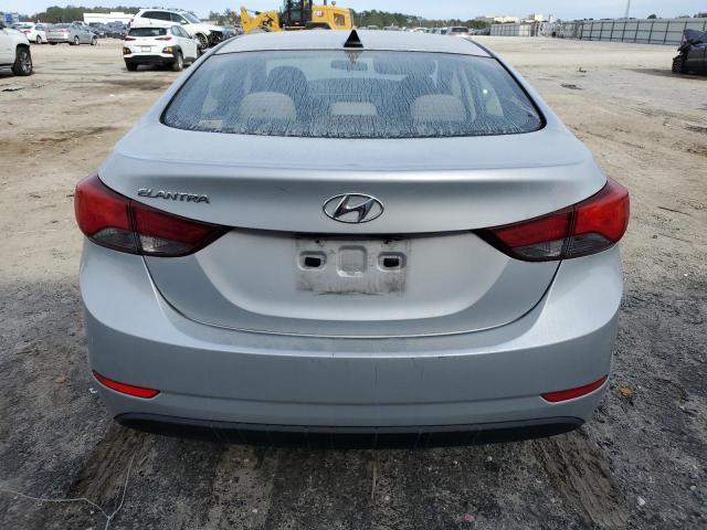 5NPDH4AE8GH771184 - 2016 HYUNDAI ELANTRA SE SILVER photo 6