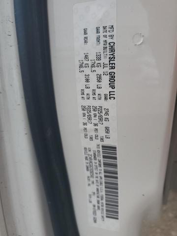 2C4RVACG6CR392502 - 2012 VOLKSWAGEN ROUTAN SEL WHITE photo 14