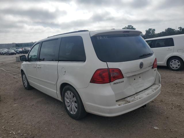 2C4RVACG6CR392502 - 2012 VOLKSWAGEN ROUTAN SEL WHITE photo 2