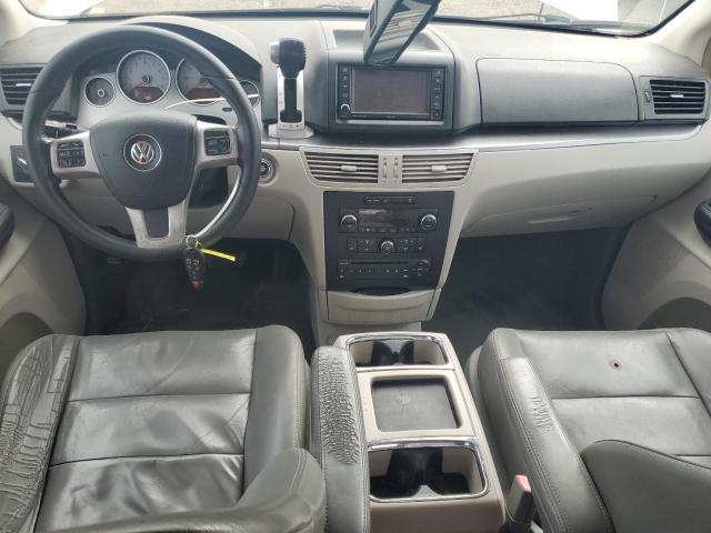 2C4RVACG6CR392502 - 2012 VOLKSWAGEN ROUTAN SEL WHITE photo 8