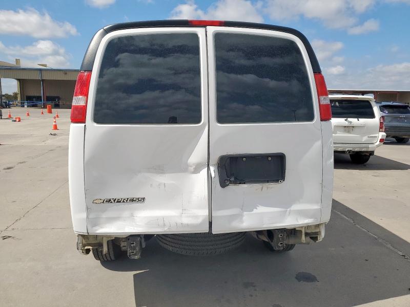 1GCWGAFP1M1308052 - 2021 CHEVROLET EXPRESS G2 თეთრი ფოტო 6