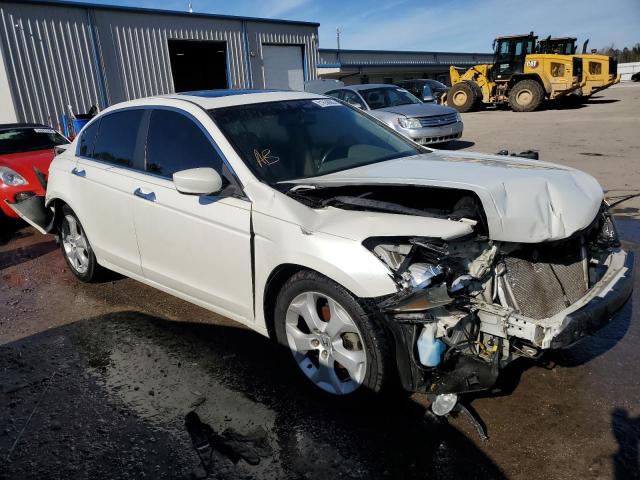 1HGCP3F85AA010950 - 2010 HONDA ACCORD EXL WHITE photo 4