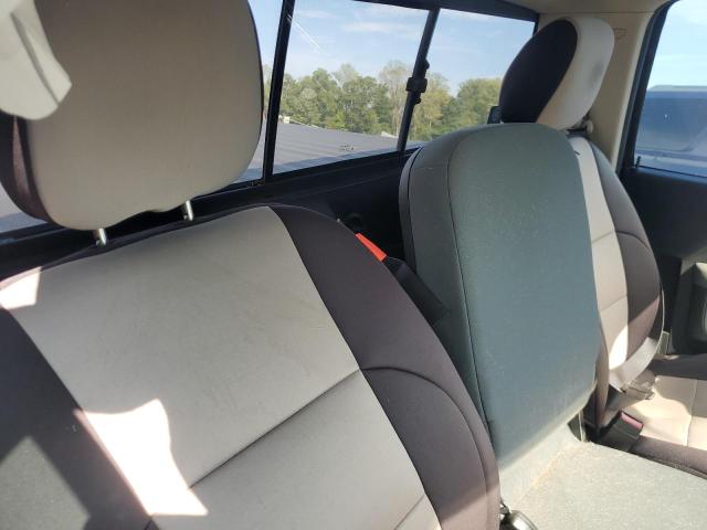 3C6JR7ATXFG616411 - 2015 RAM 1500 ST Negro foto 10