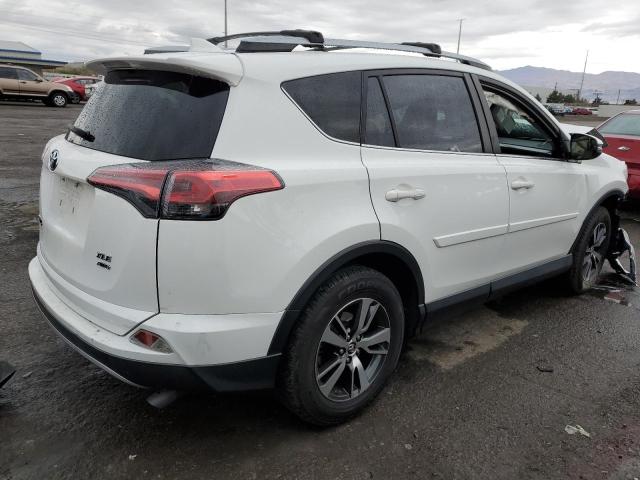 JTMRFREVXHJ708194 - 2017 TOYOTA RAV4 XLE WHITE photo 3