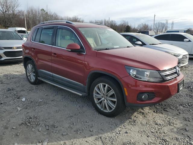 WVGBV3AX2DW111848 - 2013 VOLKSWAGEN TIGUAN S RED photo 4