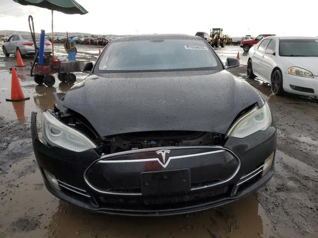 5YJSA1CG0DFP08678 - 2013 TESLA MODEL S შავი ფოტო 5