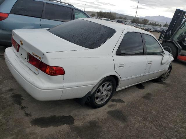 4T1BF28K61U970367 - 2001 TOYOTA CAMRY LE WHITE photo 3