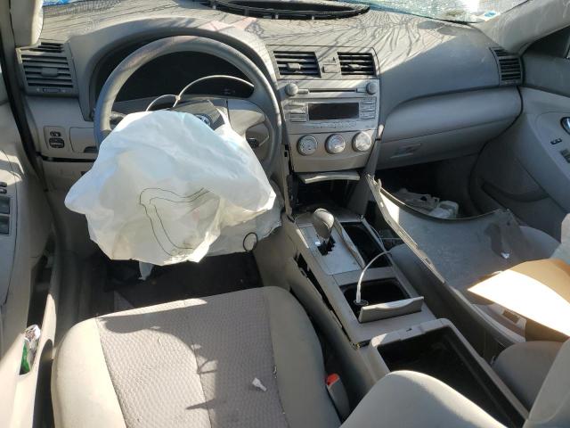 4T1BK3EK4BU130305 - 2011 TOYOTA CAMRY SE Plata foto 8