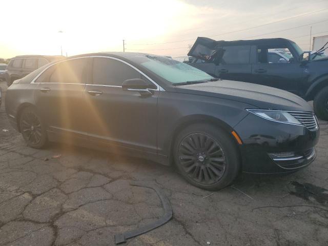 3LN6L2J95GR600092 - 2016 LINCOLN MKZ BLACK photo 4