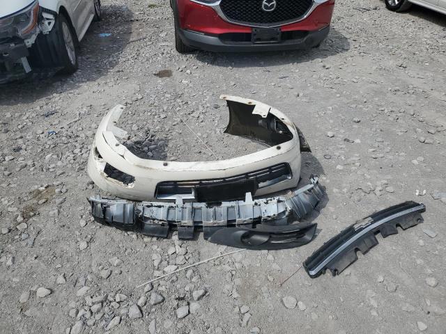 2G1WC583181219863 - 2008 CHEVROLET IMPALA LT 白色 照片 12