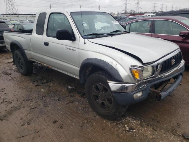 5TEWM72N02Z099132 - 2002 TOYOTA TACOMA XTRACAB SILVER photo 4