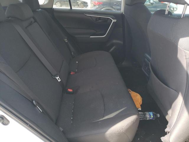 2T3H1RFV4NW226410 - 2022 TOYOTA RAV4 LE 白色 照片 11