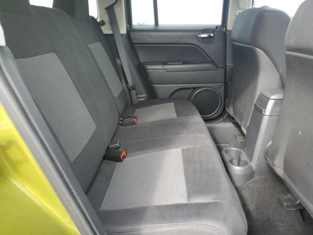 1C4NJRBB8CD558956 - 2012 JEEP PATRIOT SPORT Grün Foto 10