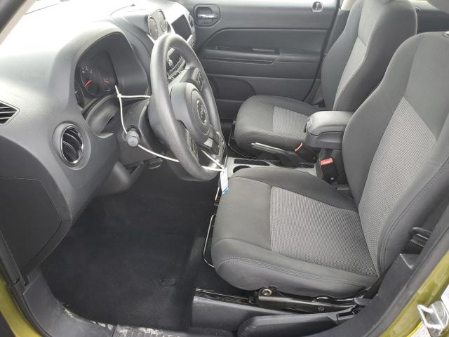 1C4NJRBB8CD558956 - 2012 JEEP PATRIOT SPORT Grün Foto 7